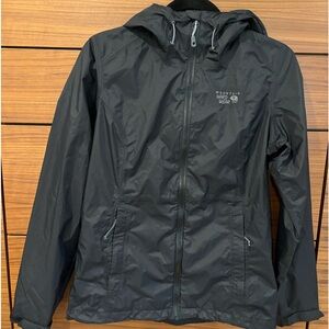 Mountain Hardwear Rain Shell, size S. Lightweight waterproof jacket in Black.